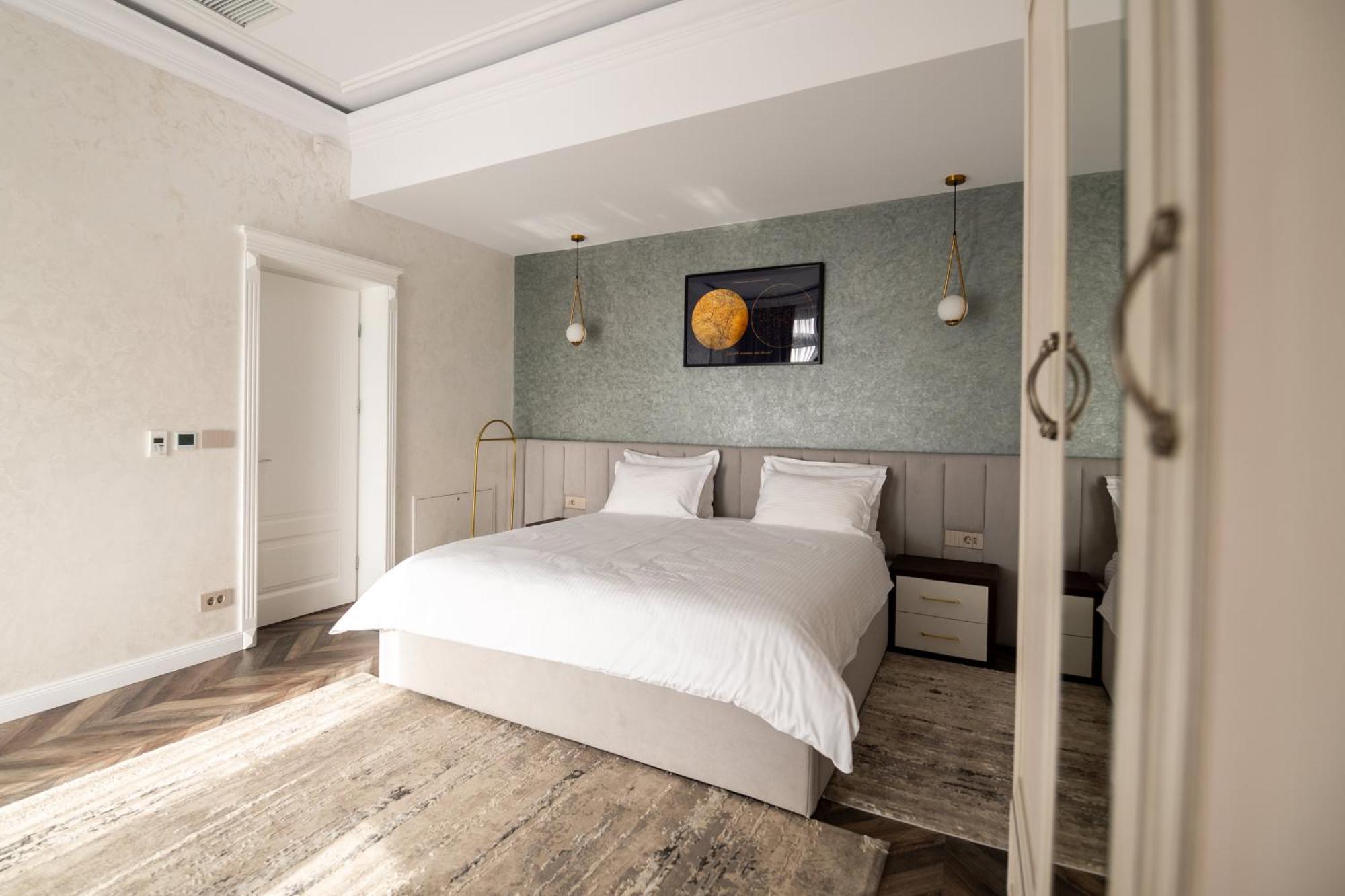 Hotel The Penthouse Vaslui Exterior foto